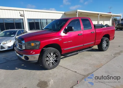 2007 Dodge Ram 1500 Slt/Trx4 Off Road/Sport z USA, uszkodzony, nr VIN 1D7HU18217J571901